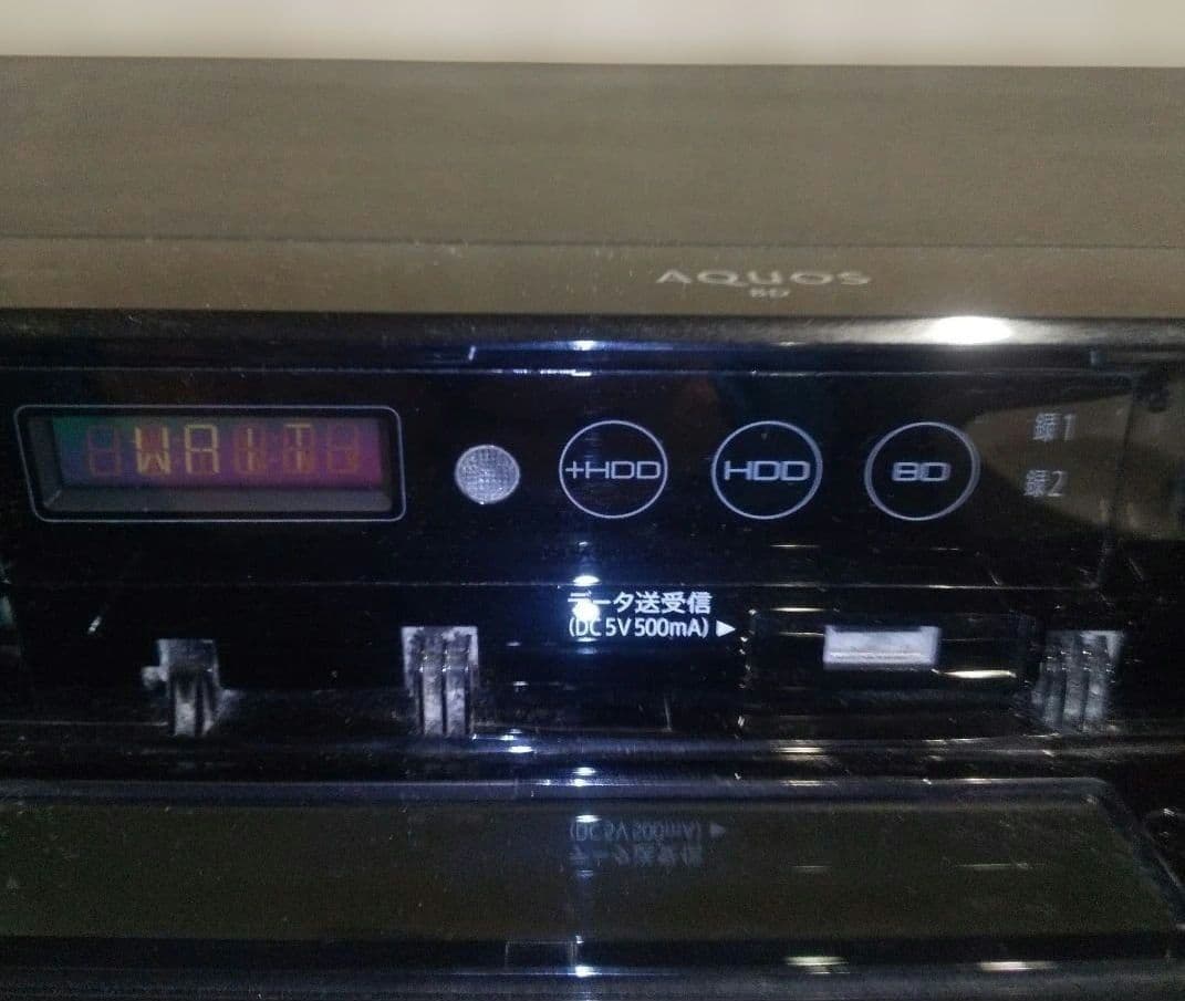 SHARP AQUOS ブルーレイレコーダー BD-W570 2番組同時録画可能