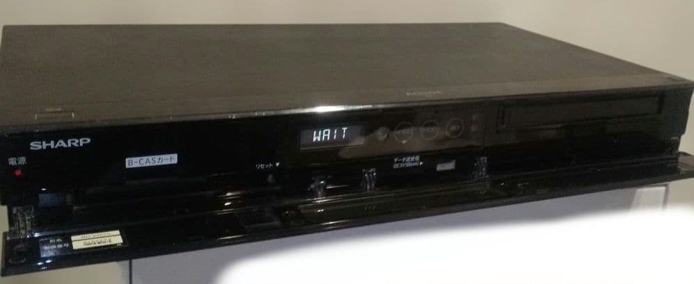 SHARP AQUOS ブルーレイレコーダー BD-W570 2番組同時録画可能