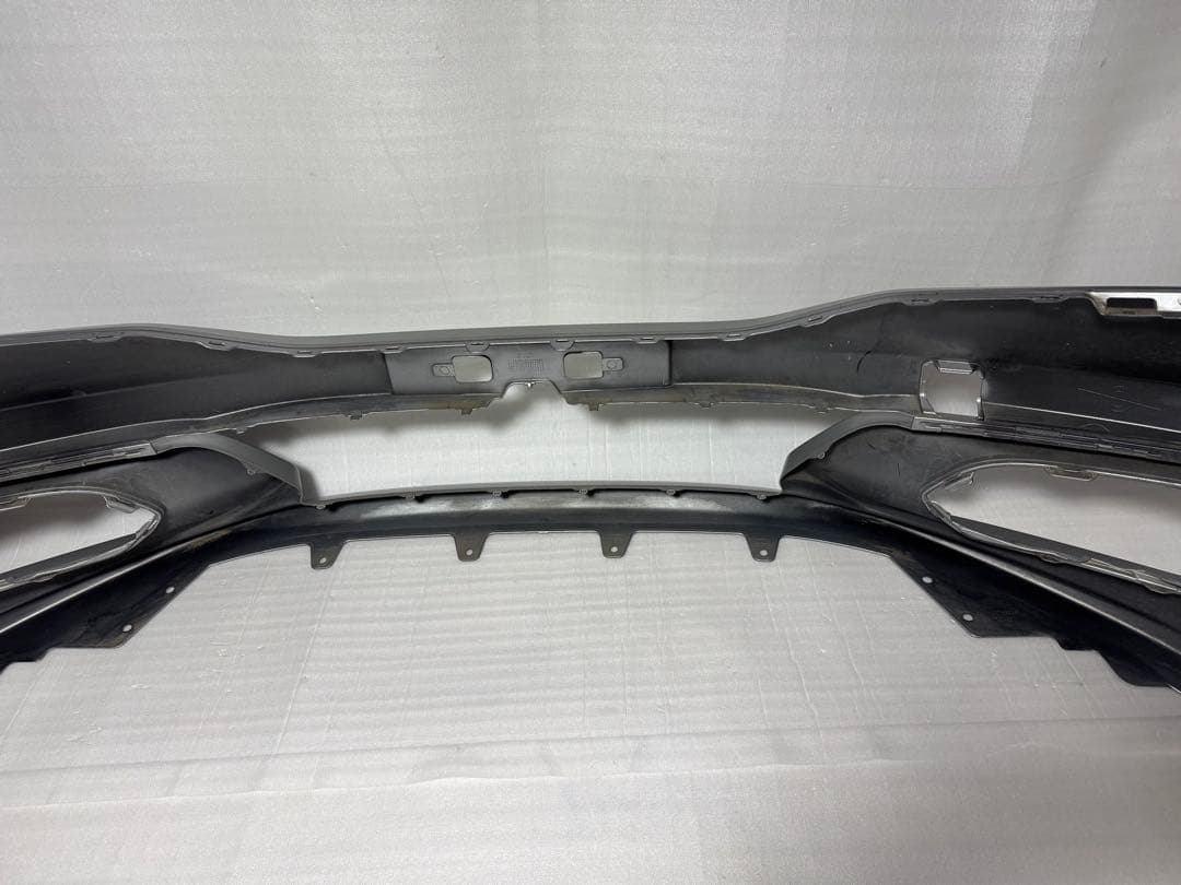 【要補修】ホンダ フィット GK3 純正 フロントバンパー NH830M 中古