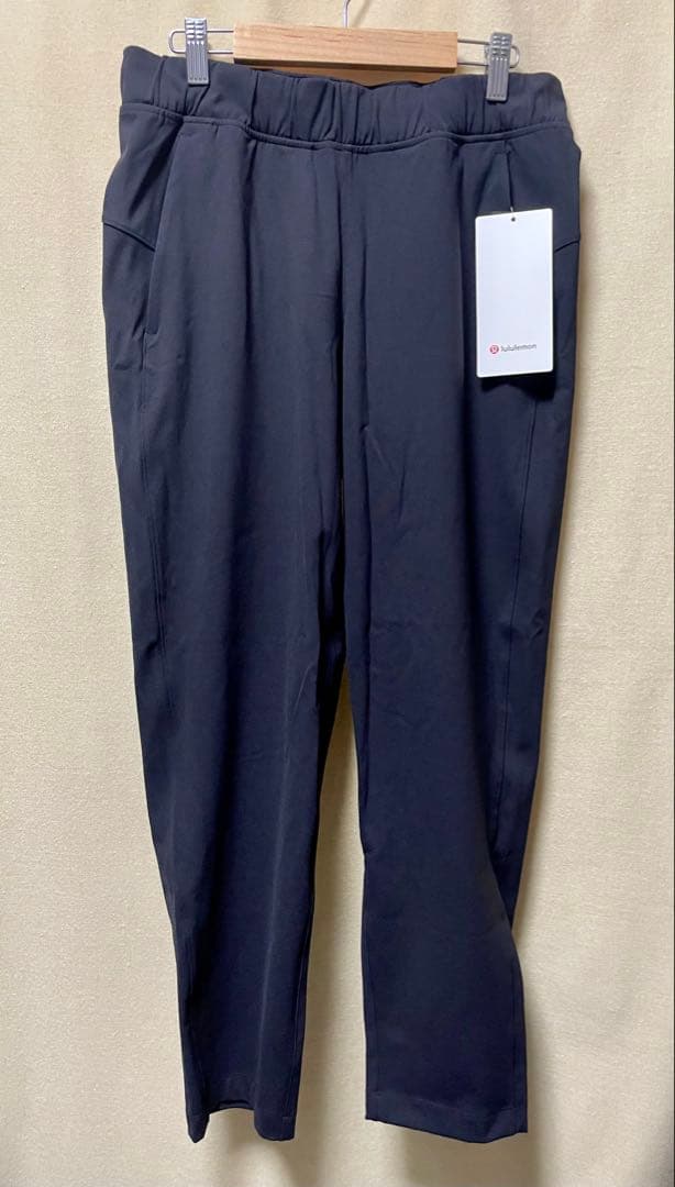 Lululemon ブラック カジュアルパンツ