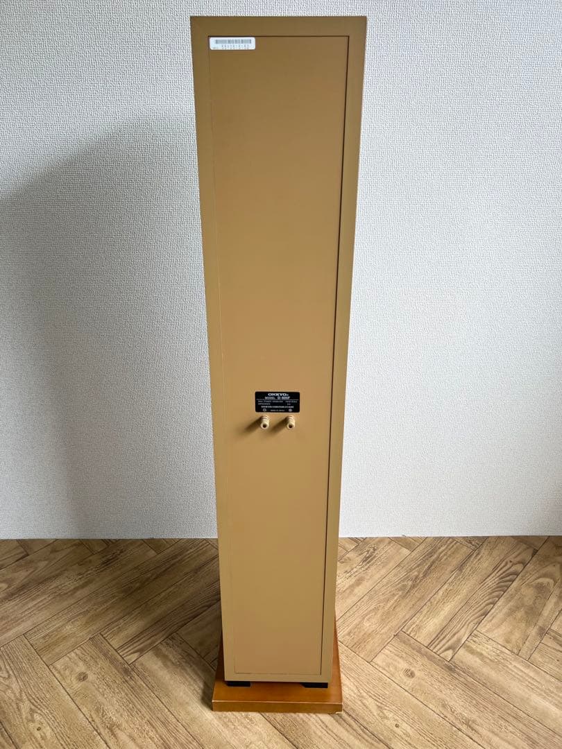 黒犬 ② メルカリ便 ONKYO オンキョー D-605F スピーカー