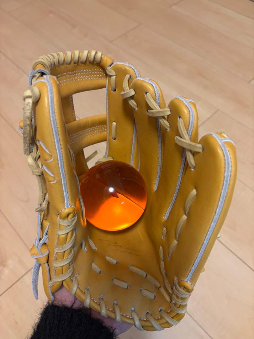 レザー製イエロー野球グローブ