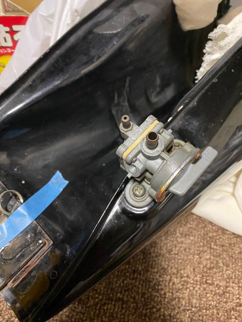 SR400用 ブラックタンク　カギ有ります！！