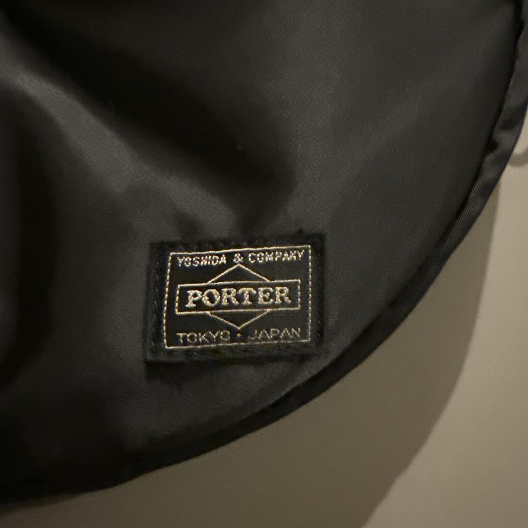 人気　ポーター　PORTER　タンカー　オーバル　ショルダーバッグ　ハーフムーン