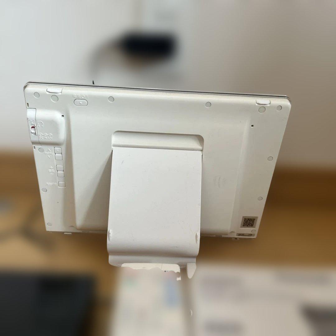 panasonicプライベートビエラUN-10E7-W