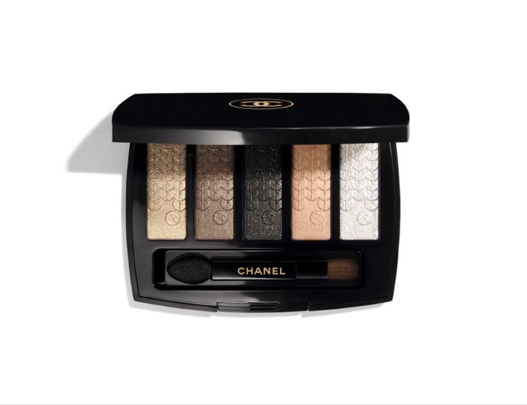 新品 未使用CHANEL ルミエール グラフィック