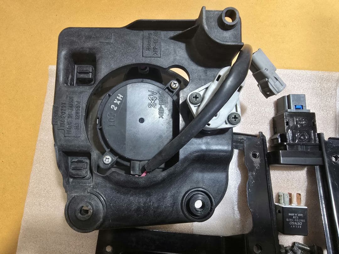 スバル インプレッサ WRX sti GDB GDA 涙目　純正フォグランプ