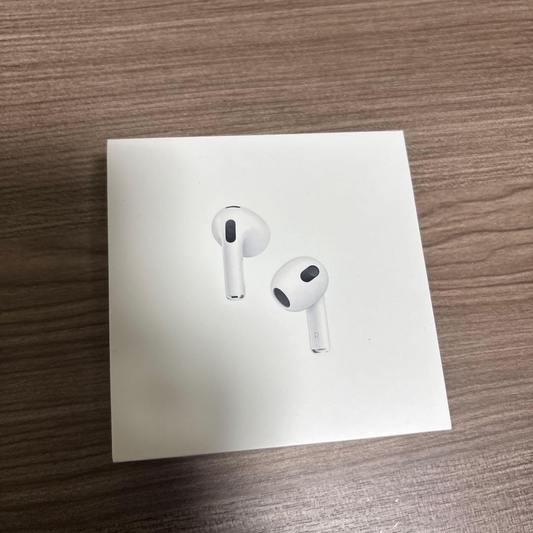 Apple AirPods (第3世代) ホワイト