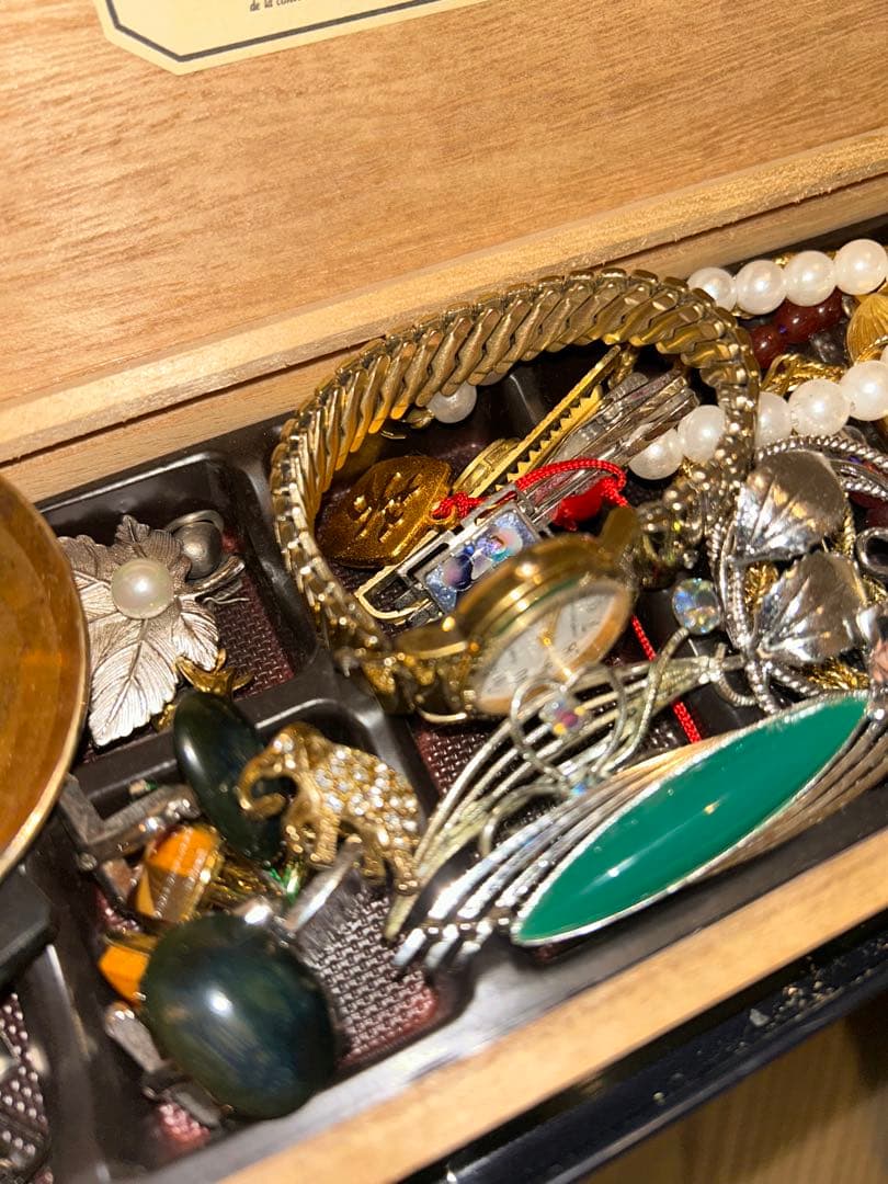 T*s様 K14WG刻印有 ヴィンテージ アクセサリーまとめ売り 腕時計 ネック