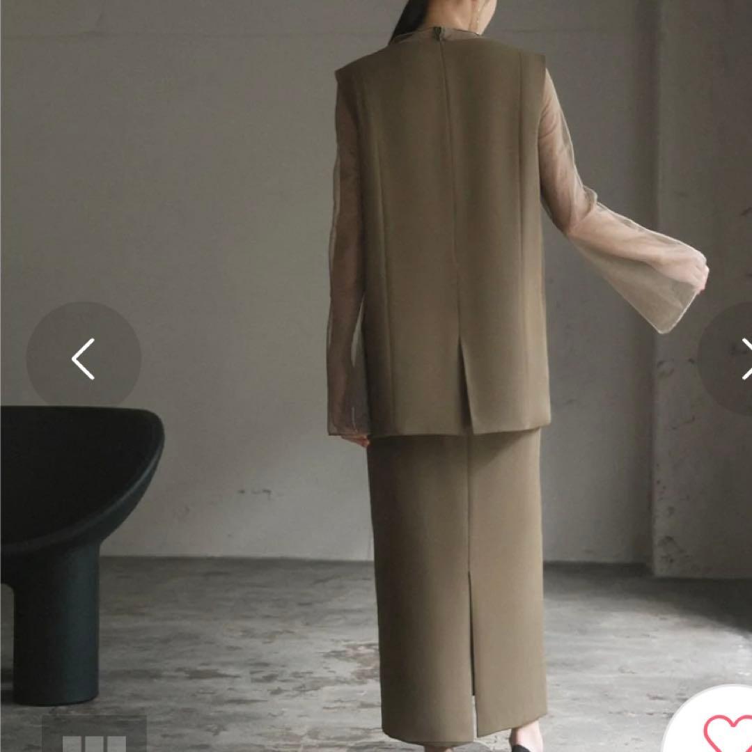 GIRL チュールレイヤードトップ スタイトスカート　セットアップ カーキ L