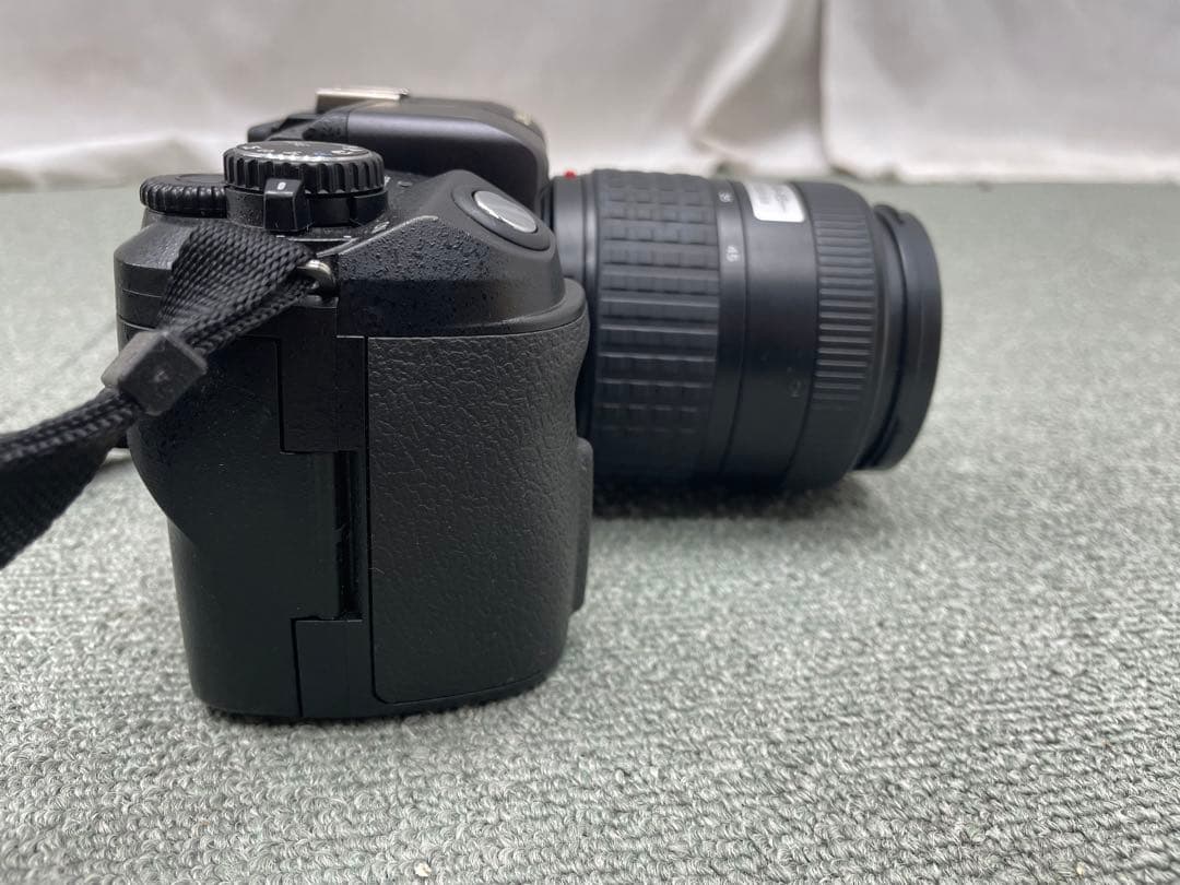 OLYMPUS オリンパス E-300 デジタル一眼レフカメラ