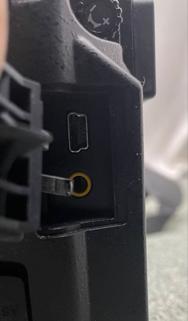 OLYMPUS オリンパス E-300 デジタル一眼レフカメラ