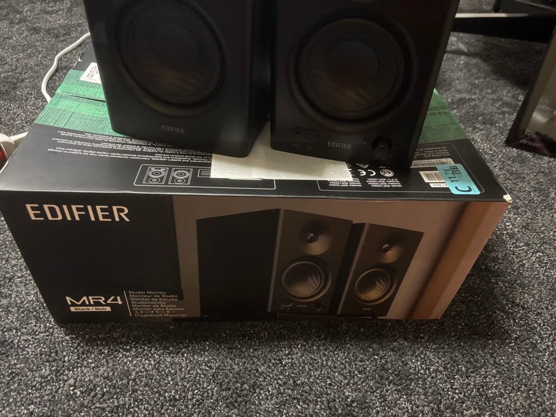 EDIFIER MR4 ブラックスピーカー