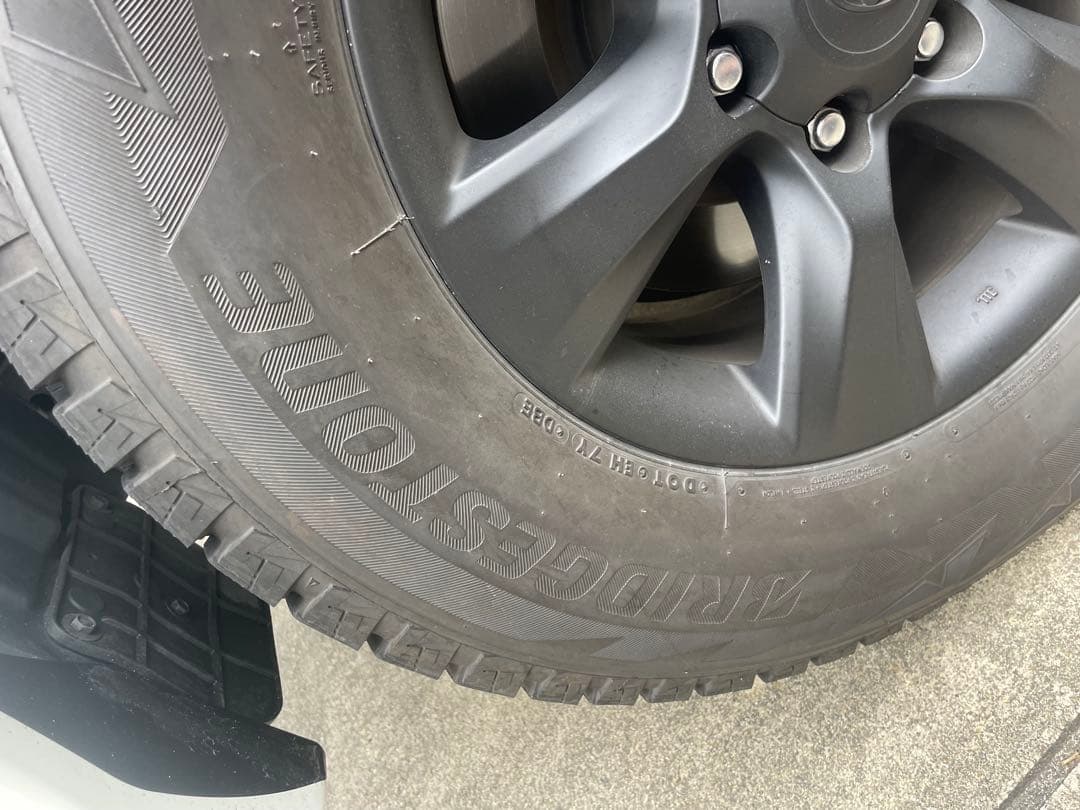 ランドクルーザー プラド 純正17インチ ブリヂストンブリザックDM-V2