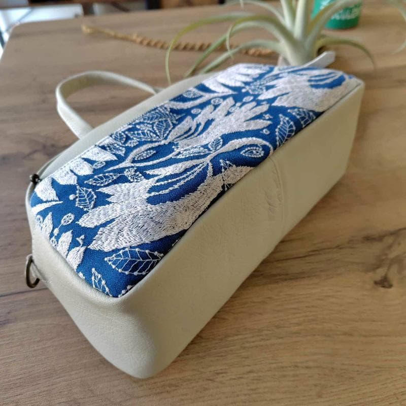 【SALE】ミナペルホネン/carnival カーニバルブルー/ラウンドボストン