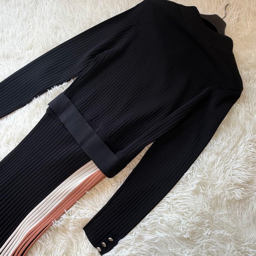 美品　ダイアグラム　スカーフネックニットワンピース　ブラック