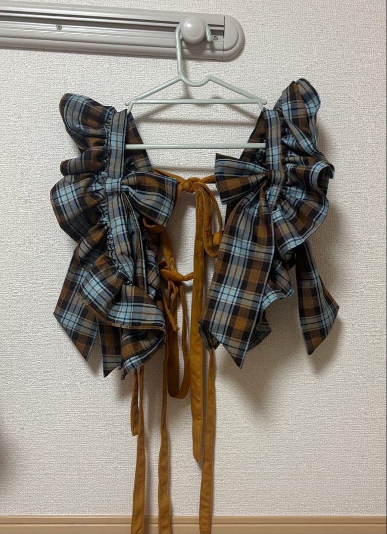 クティール フリルリボンハーネス ２WAYベロアリボンチェックジャンパースカート