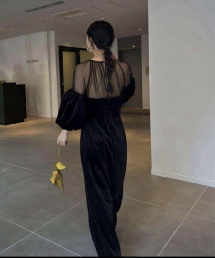 スーツ・フォーマル・ドレス SOUFFLE SLEEVE VELOUR DRESS