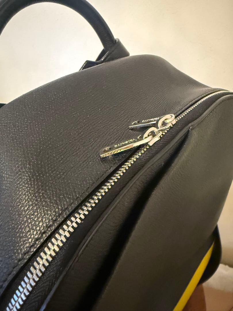 ヴァレクストラ　バックパック　レザー