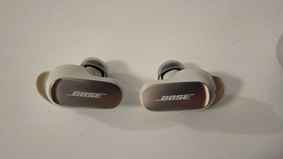 BOSE QuietComfort Ultra Earbuds 充電ケース付き