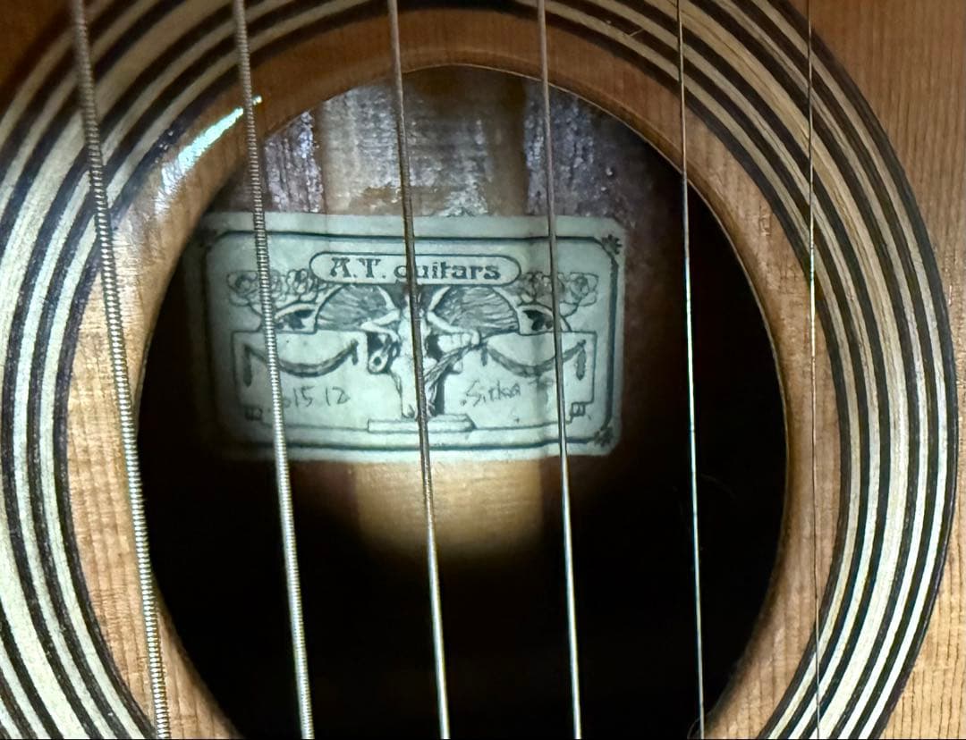 値下げしました！A.T. Guitars マカフェリギター