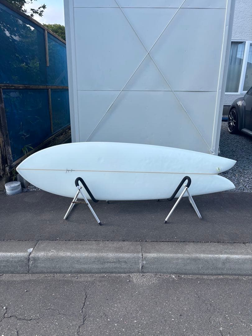 フィッシュ　プレイスメント　ハル　6.8 ジャックベリアン　サーフボード