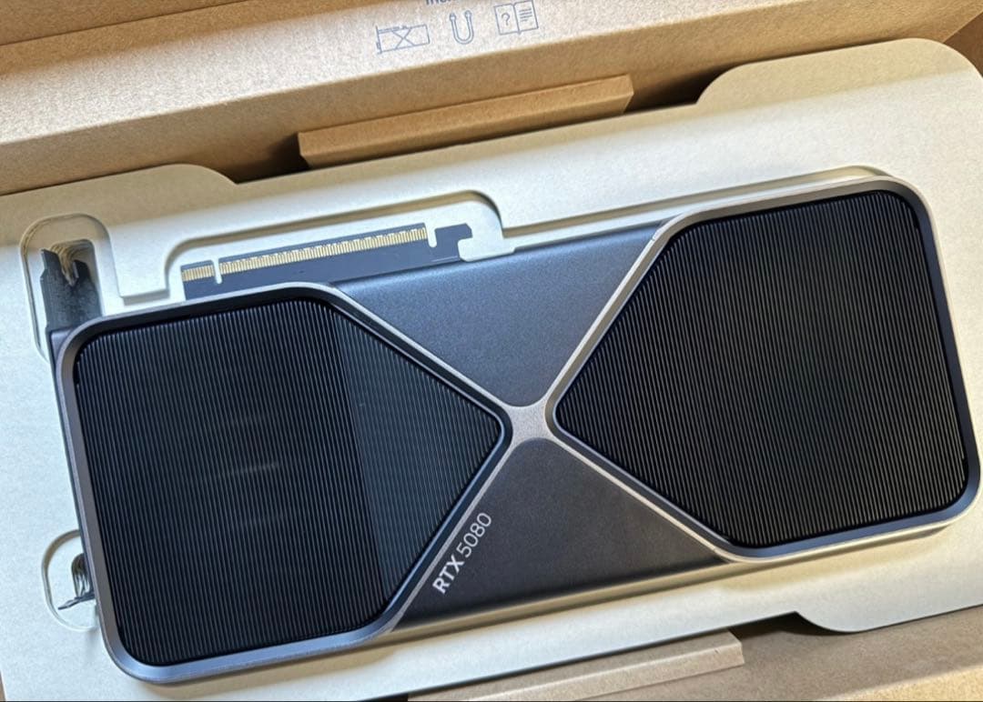 「ルフィ」/超美品 RTX5080 Founders Edition 本体