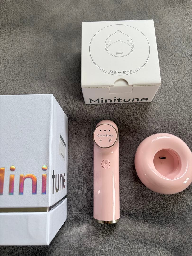 Quadthera Minitune 美顔器 ピンク 充電クレードル付き