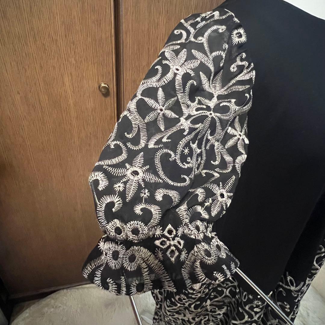 ローズティアラ　カットワーク刺繍　コンビ　チュニックサイズ46