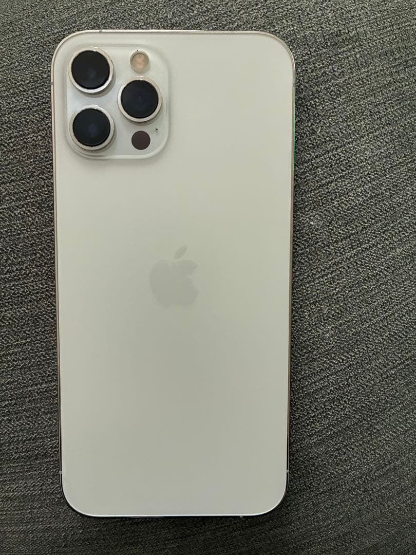 かんな【美品】Apple iPhone12 ProMax 128GB 本体