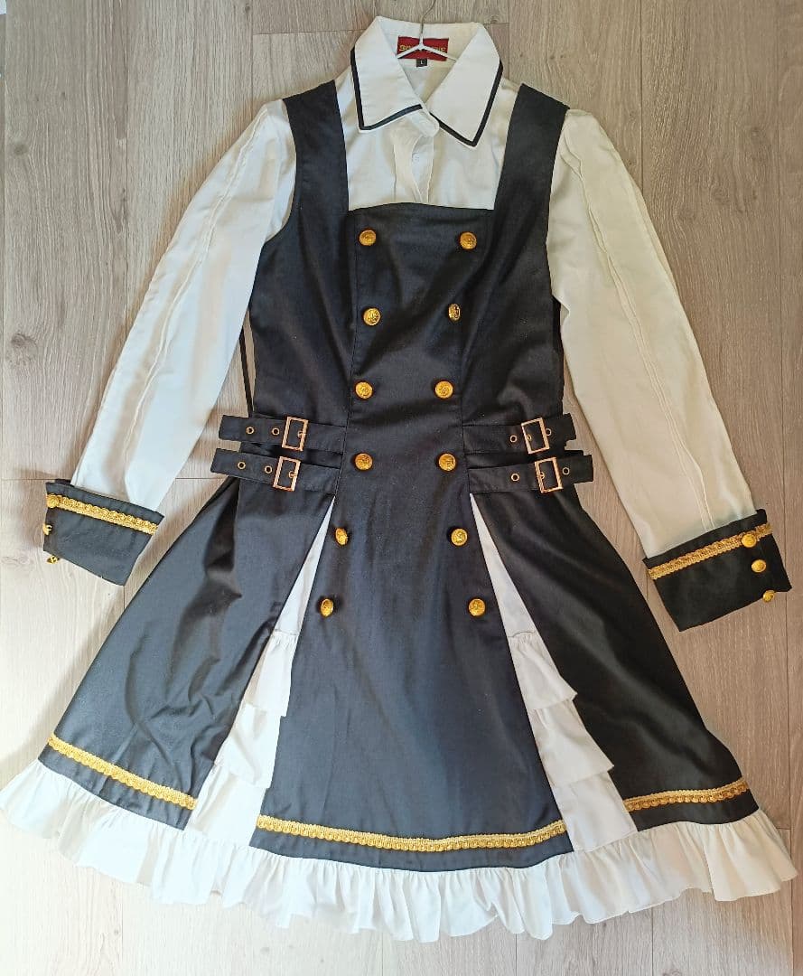 【極美品】BODY LINE ロリィタ 2点セット（ミリタリー＆花柄クラシック）