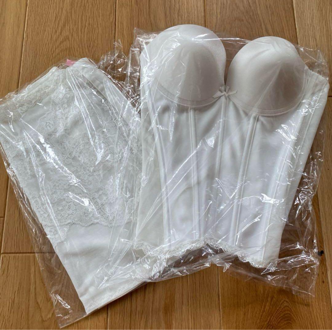 the D ブライダルインナー ビスチェ キレイウォーカー