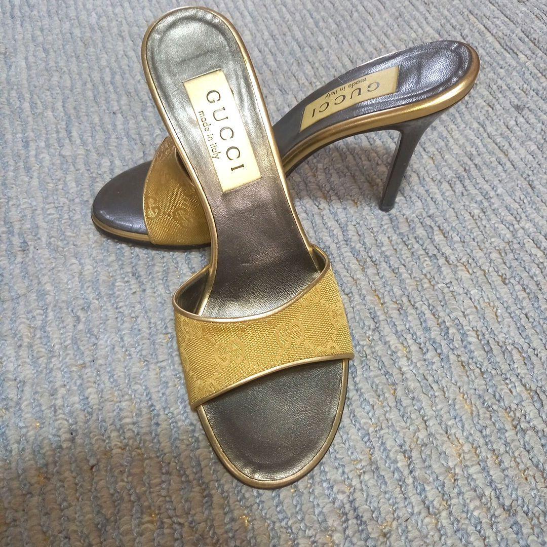 GUCCI ゴールド ハイヒールサンダル