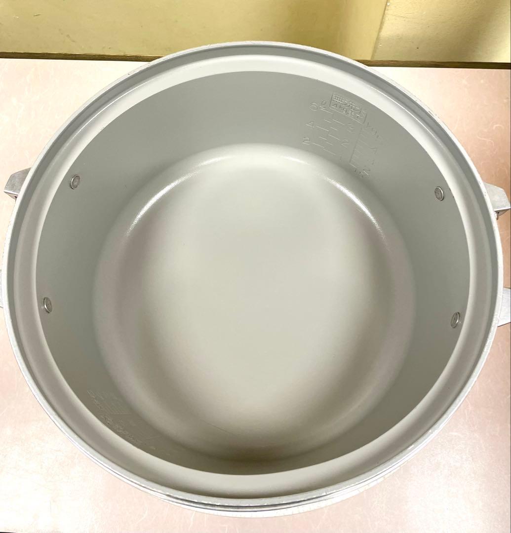A281 美品❗️3.3升都市ガス内釜フッ素加工リンナイ業務用ガス炊飯器3升