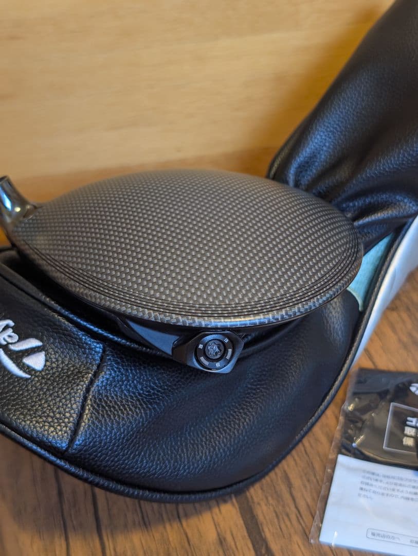 日本正規品 テーラーメイド QI35ドライバー 9度のヘッドと未使用ヘッドカバー