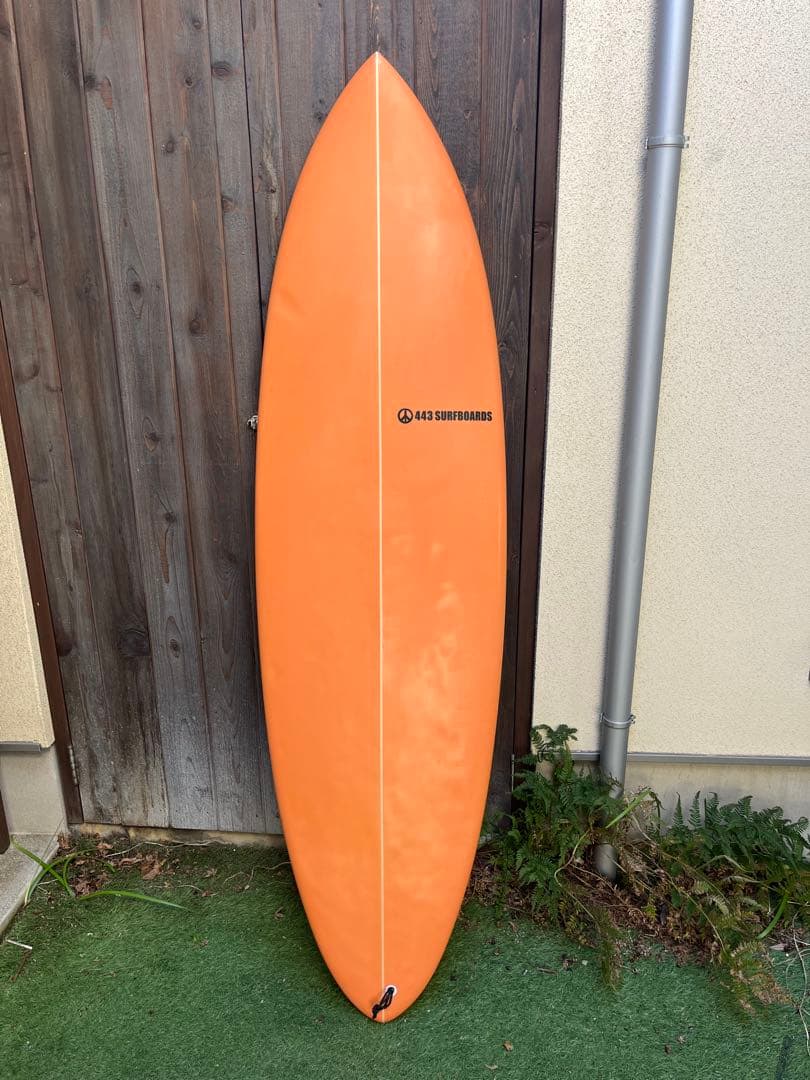 ツインピンサーフボード