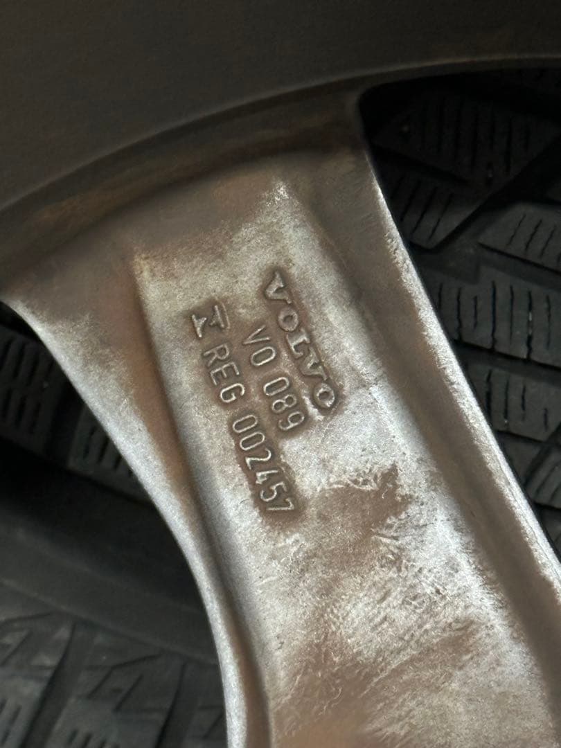 ボルボ V60 純正アルミホイール 18インチ ＋ ヨコハマ 235/40R18