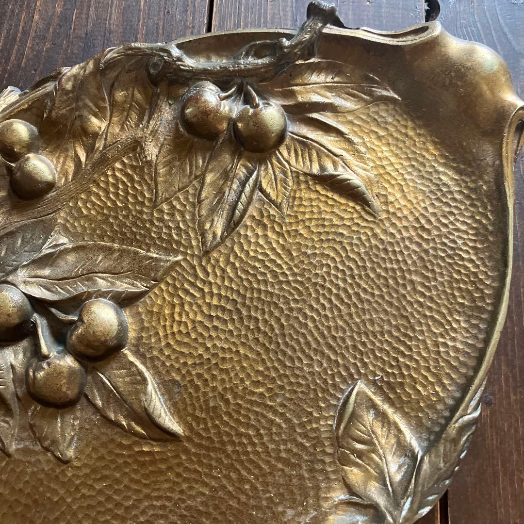 フランス アンティーク 鳥と木の実の装飾プレート ブロンズ　バルボティーヌ