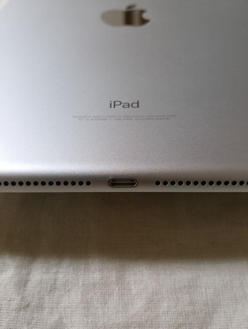 超美品 iPad 第6世代 バッテリー95%