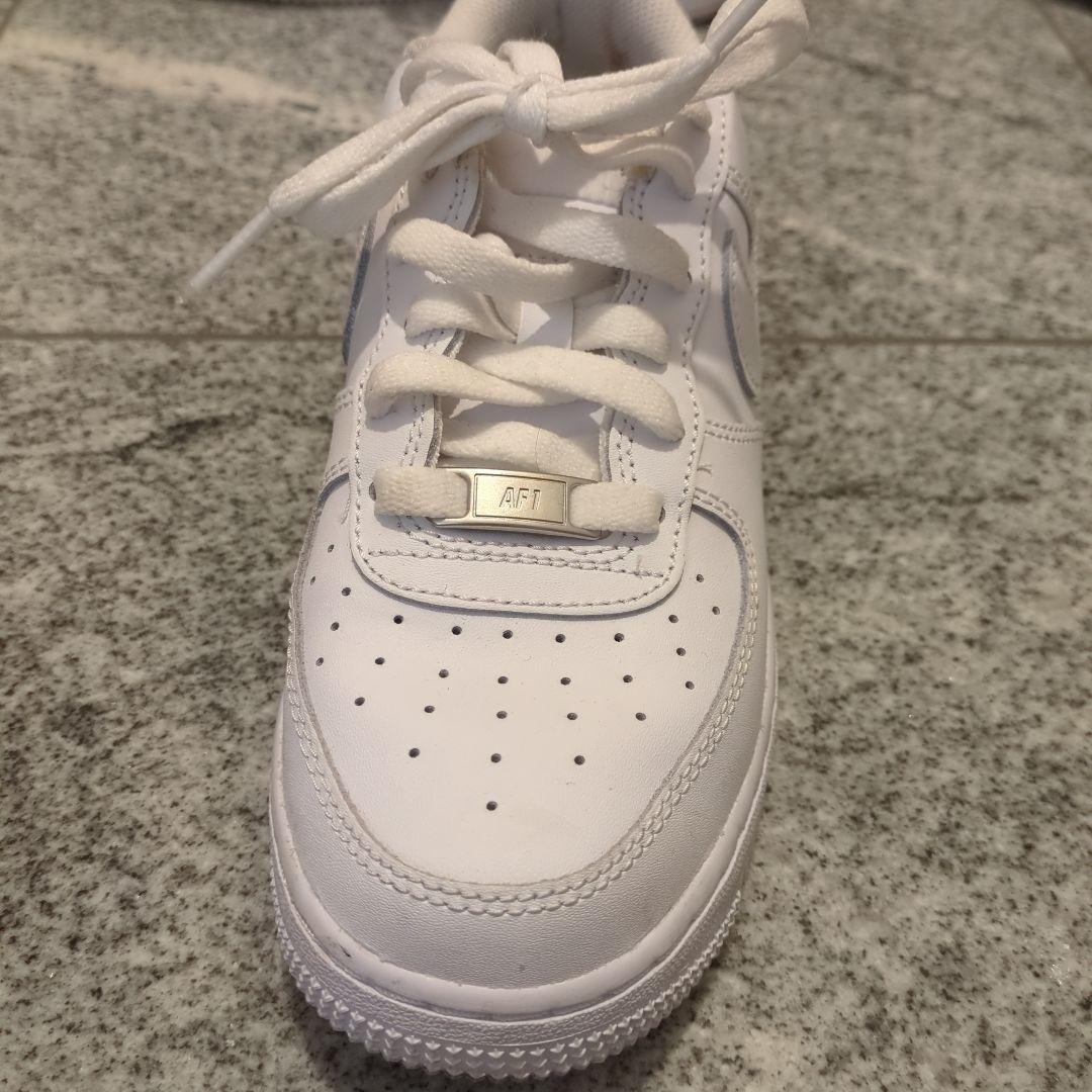 Nike Air Force 1LE ホワイト23.5cm