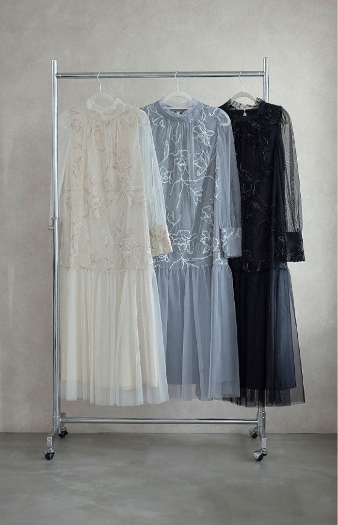 美品　ドリードール　フェザーフラワーチュールドレス オケージョンドレス