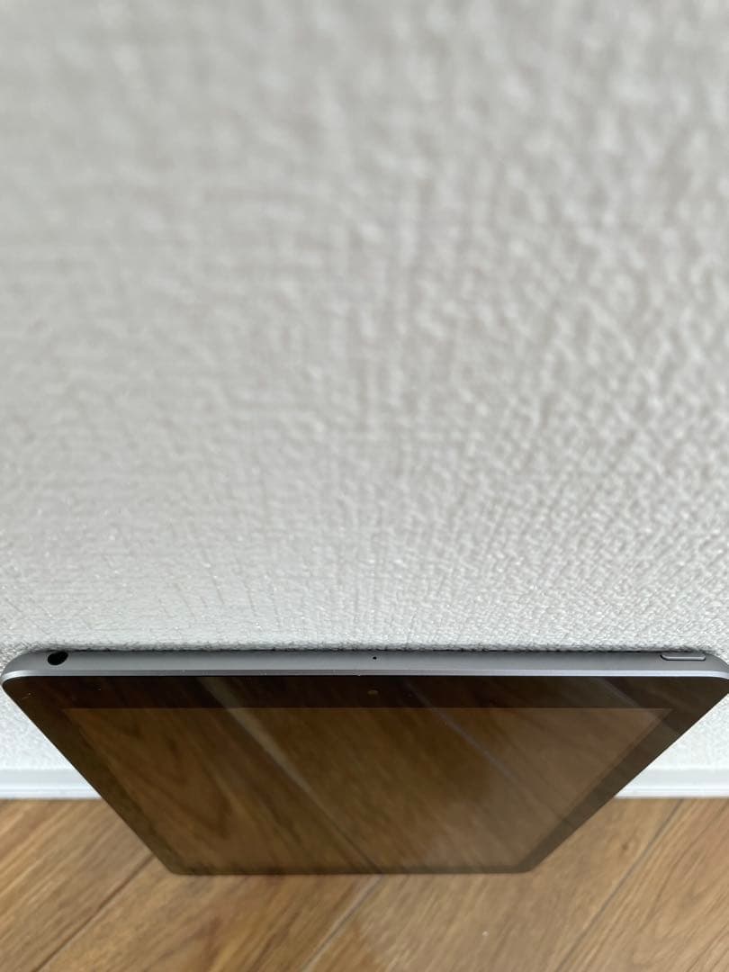 【美品】Apple iPad 本体 シルバー