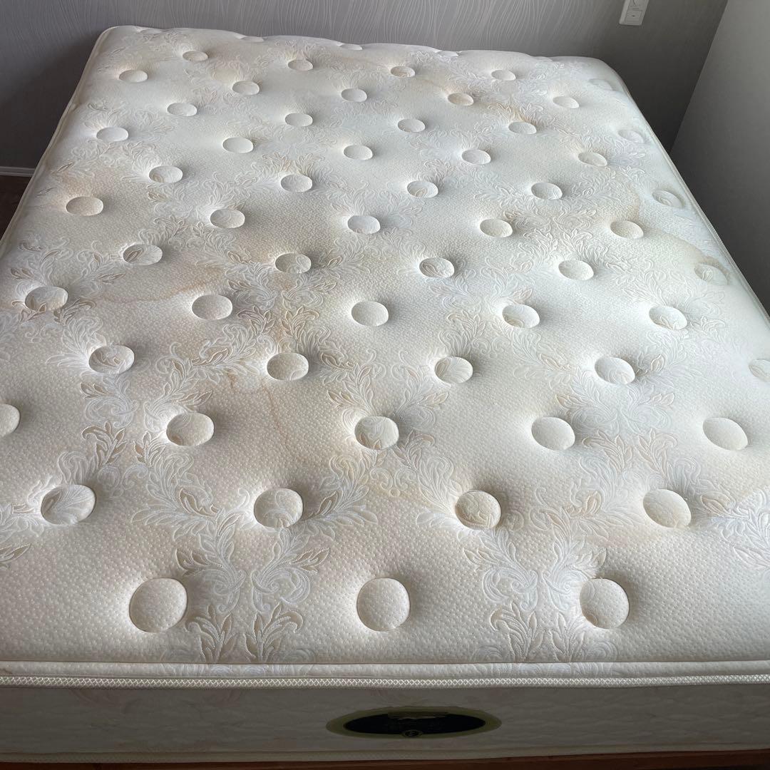 シモンズ　クイーン　マットレス　エグゼクティブプレミアムゴールデンバリュー