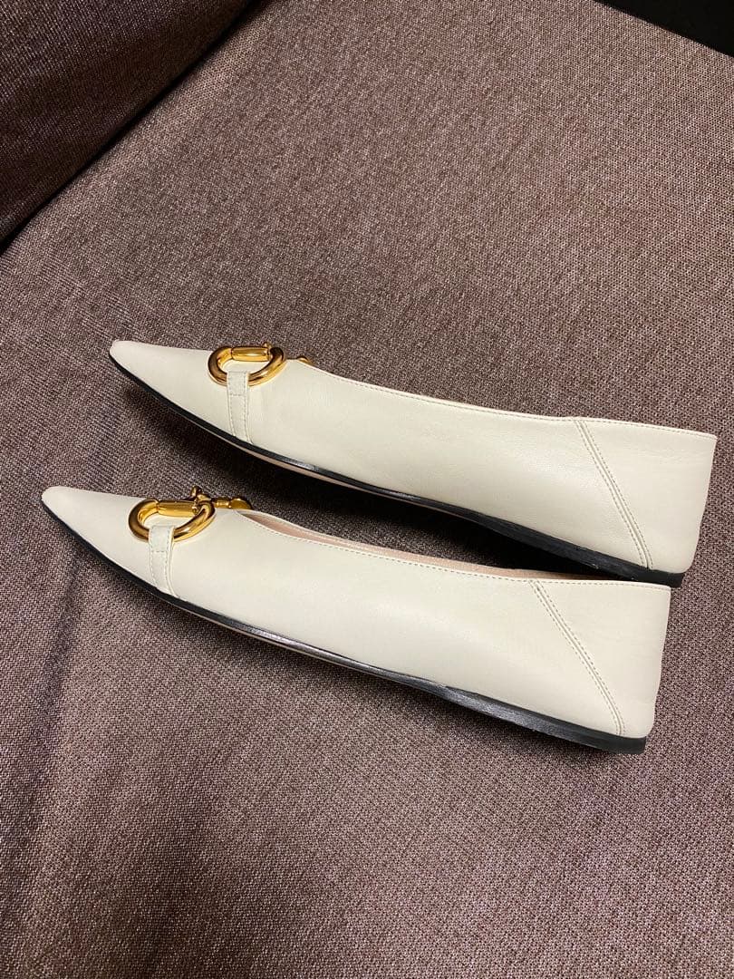 GUCCI ホースビット　フラットシューズ　グッチ　ポインテッドトゥ