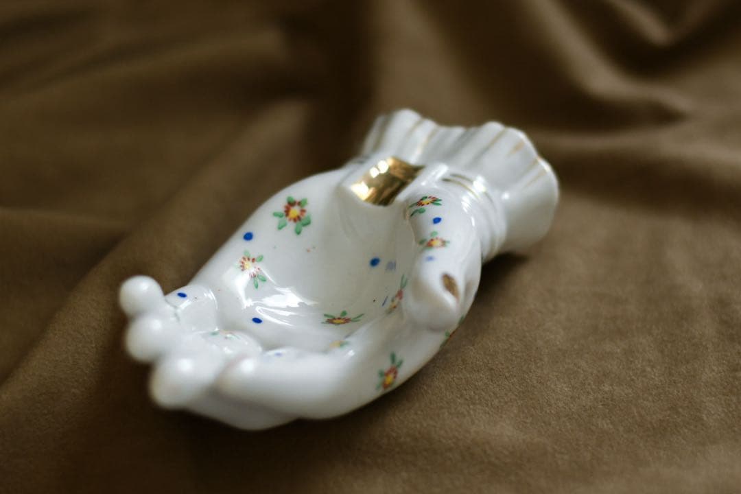 花柄　手形装飾品　ハンドトレイ　ヴィンテージ