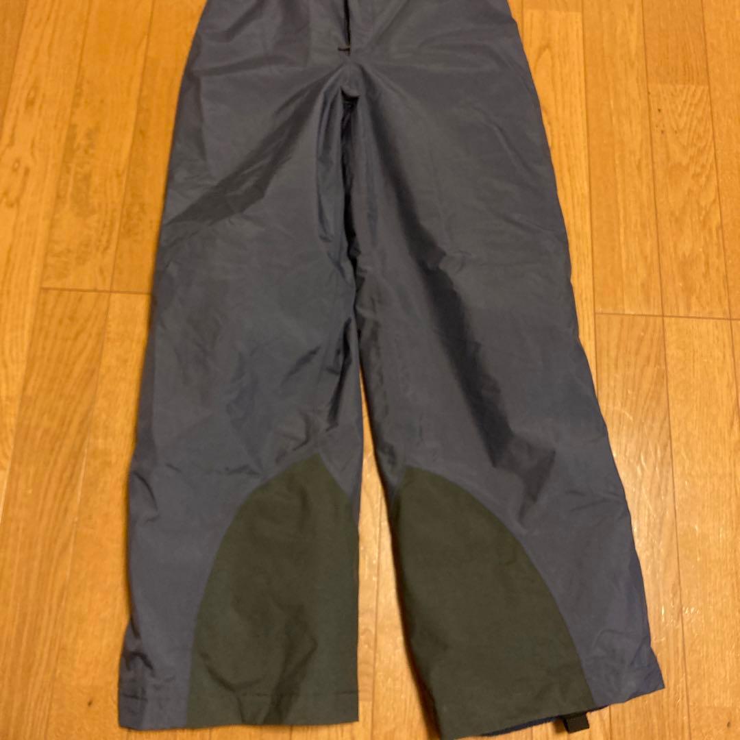 美品　mont-bell 防寒ズボン　150