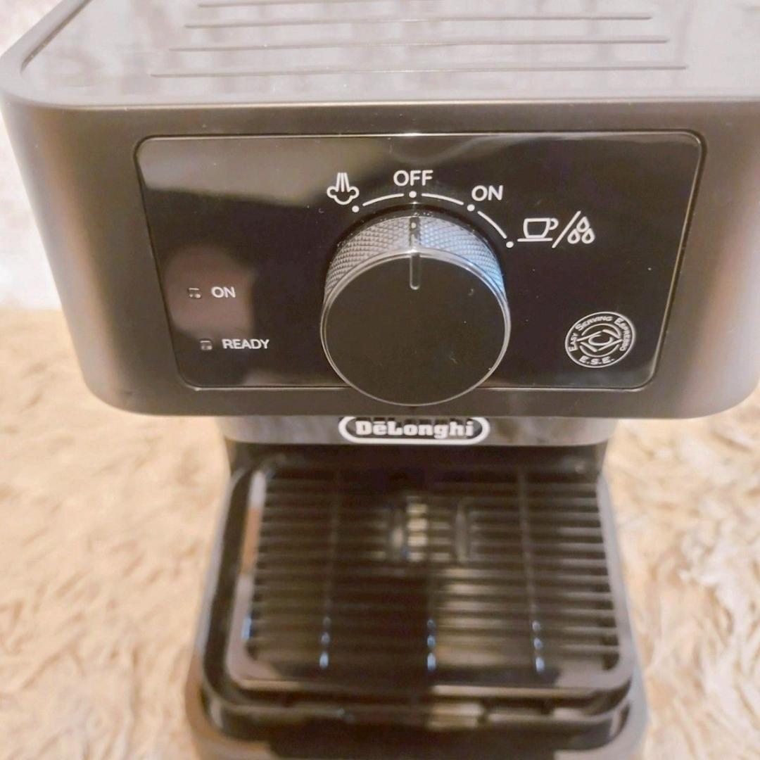 DeLonghi デロンギ エスプレッソマシン EC235J-BK
