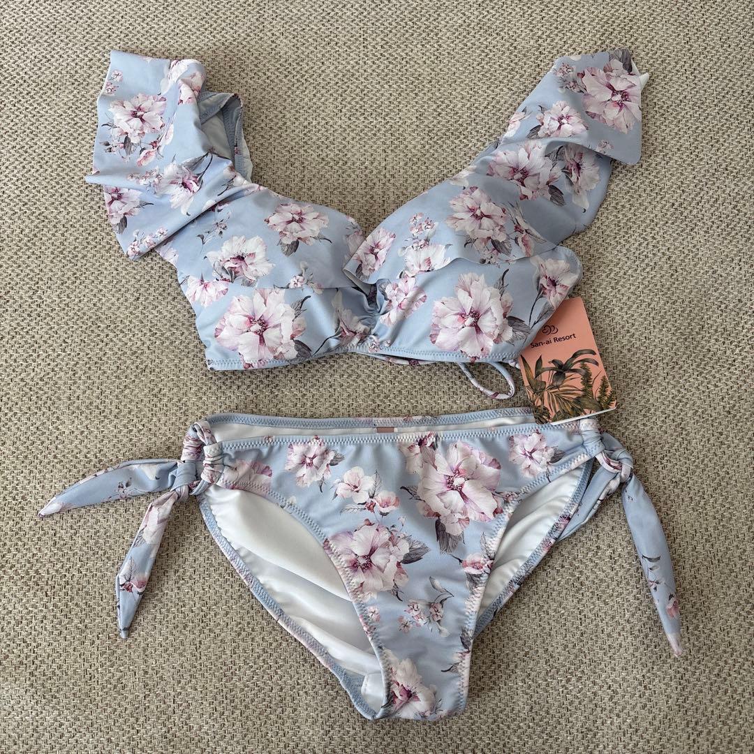2025新作楽盛り水着 三愛 花柄フリル付き水色セパレート水着 ブルー Lサイズ