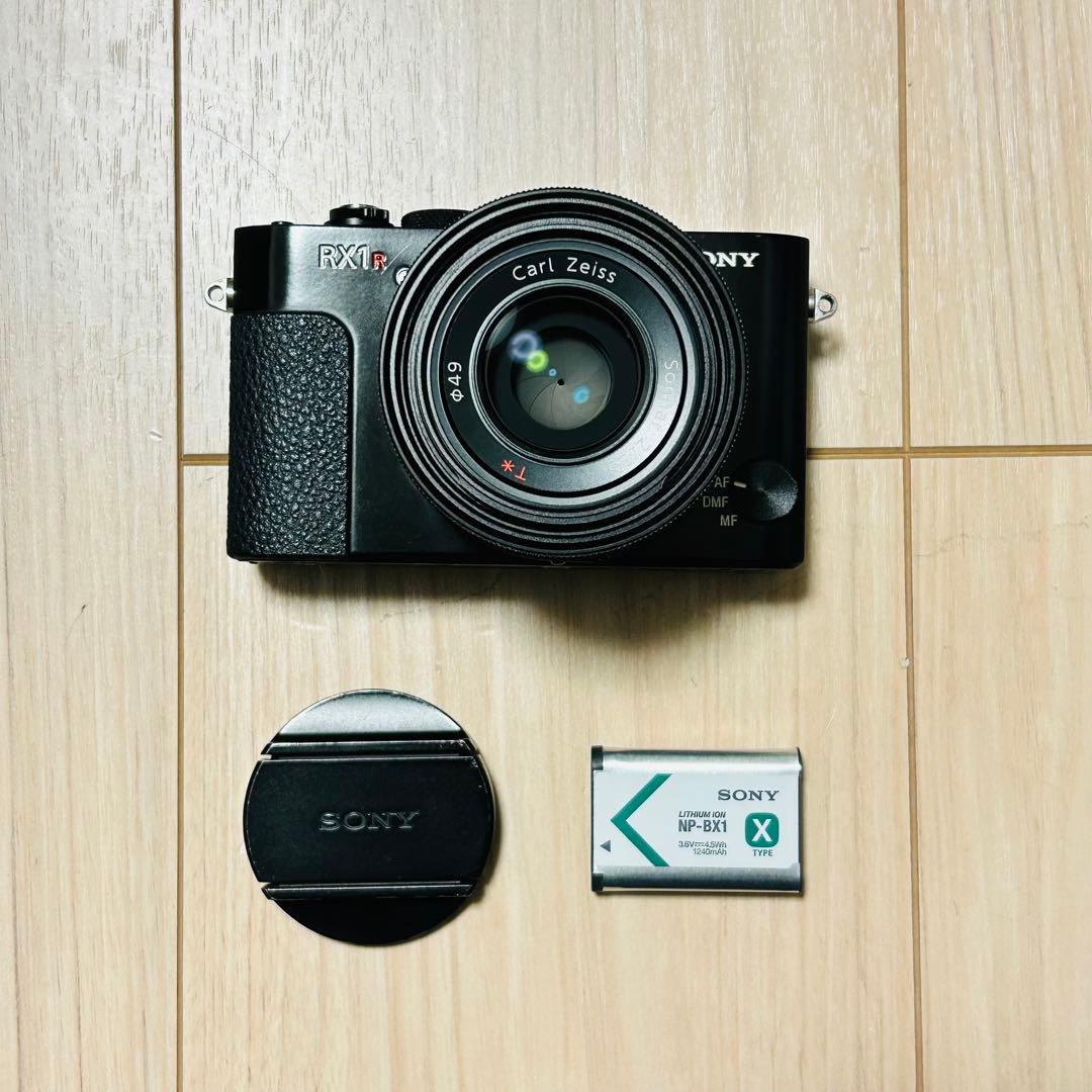 L*H様 SONY Cyber-shot DSC-RX1Rコンデジ バッテリー付