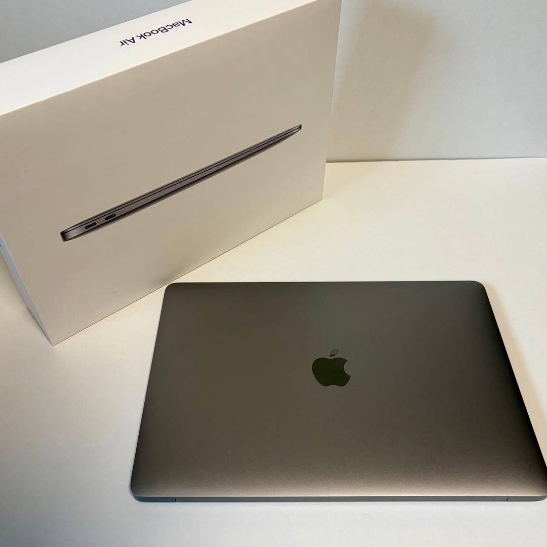 MacBook Air 13インチ シルバー MGN63J/A アダプタ未使用
